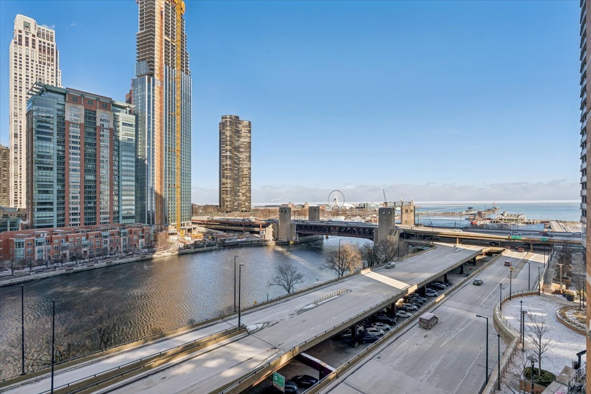 420 E Waterside Drive Unit: 509