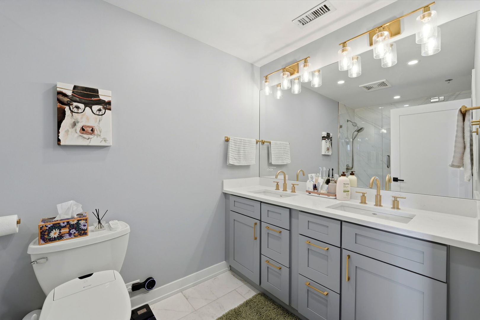 1301 W Madison Street Unit: 613