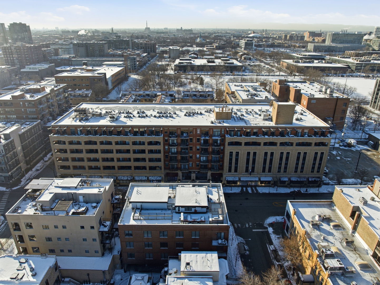 1301 W Madison Street Unit: 613