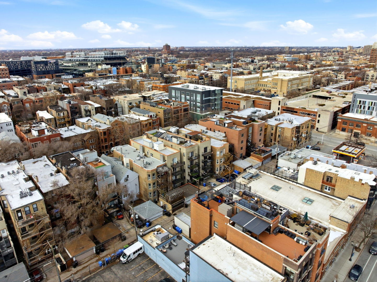 3537 N Reta Avenue Unit: 4