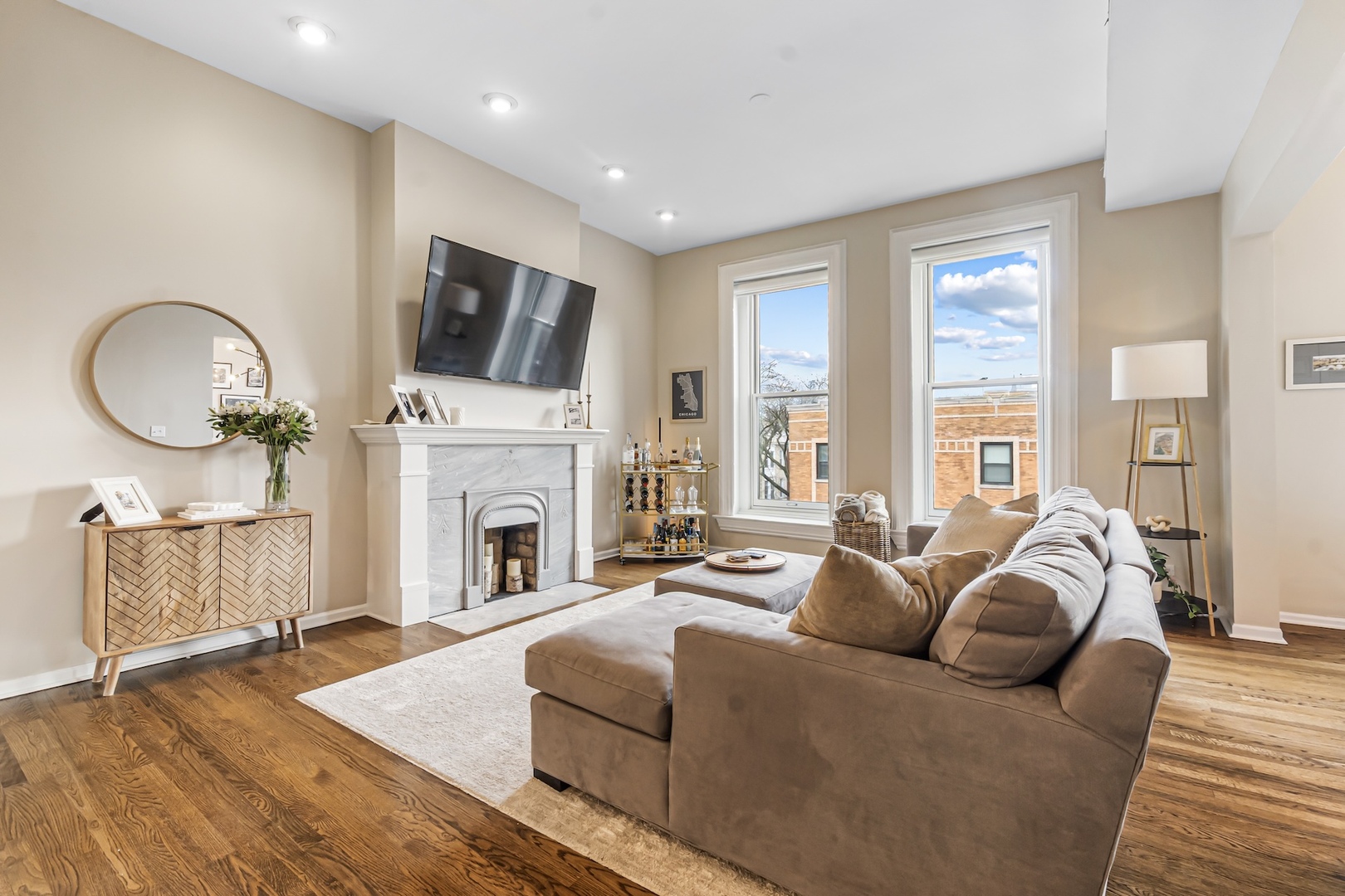 502 W Armitage Avenue Unit: 3