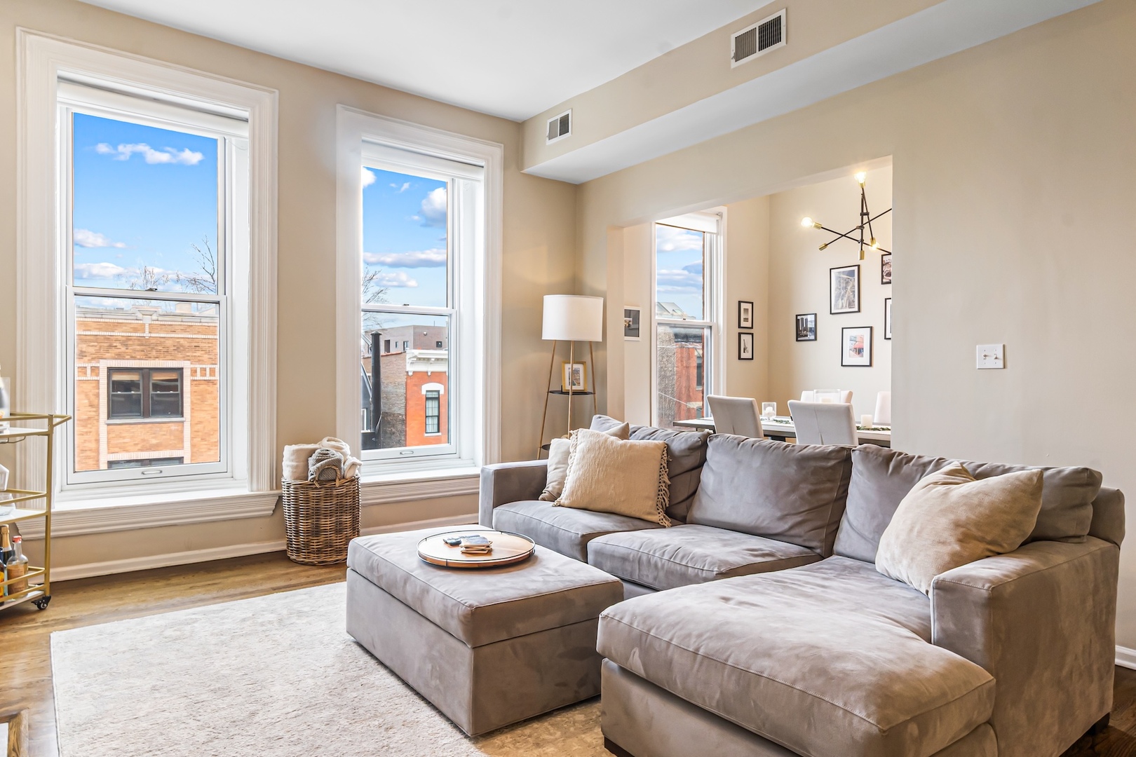 502 W Armitage Avenue Unit: 3