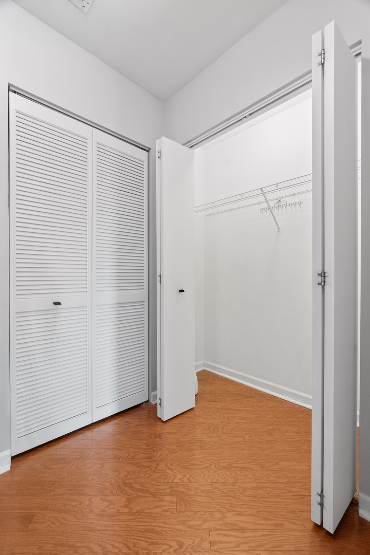 2317 W Wolfram Street Unit: 513