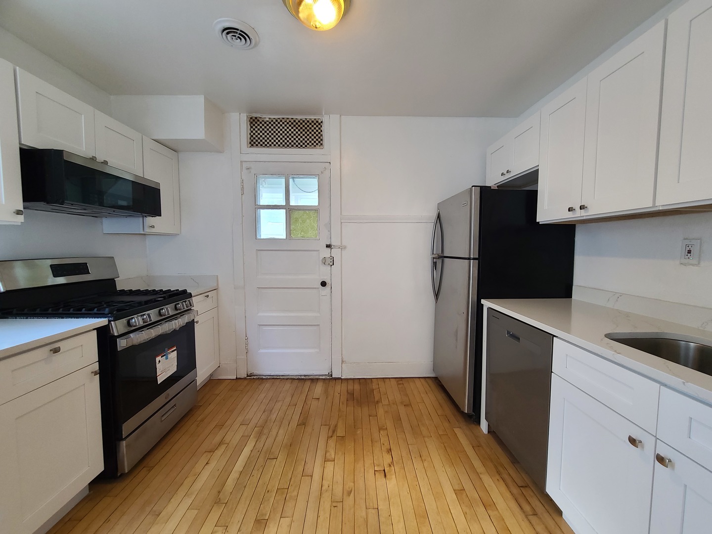 1531 W Highland Avenue Unit: 1