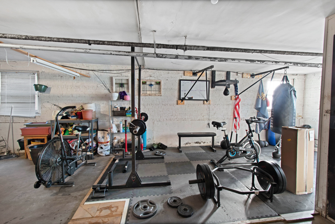 409 Custer Avenue Unit: 3N