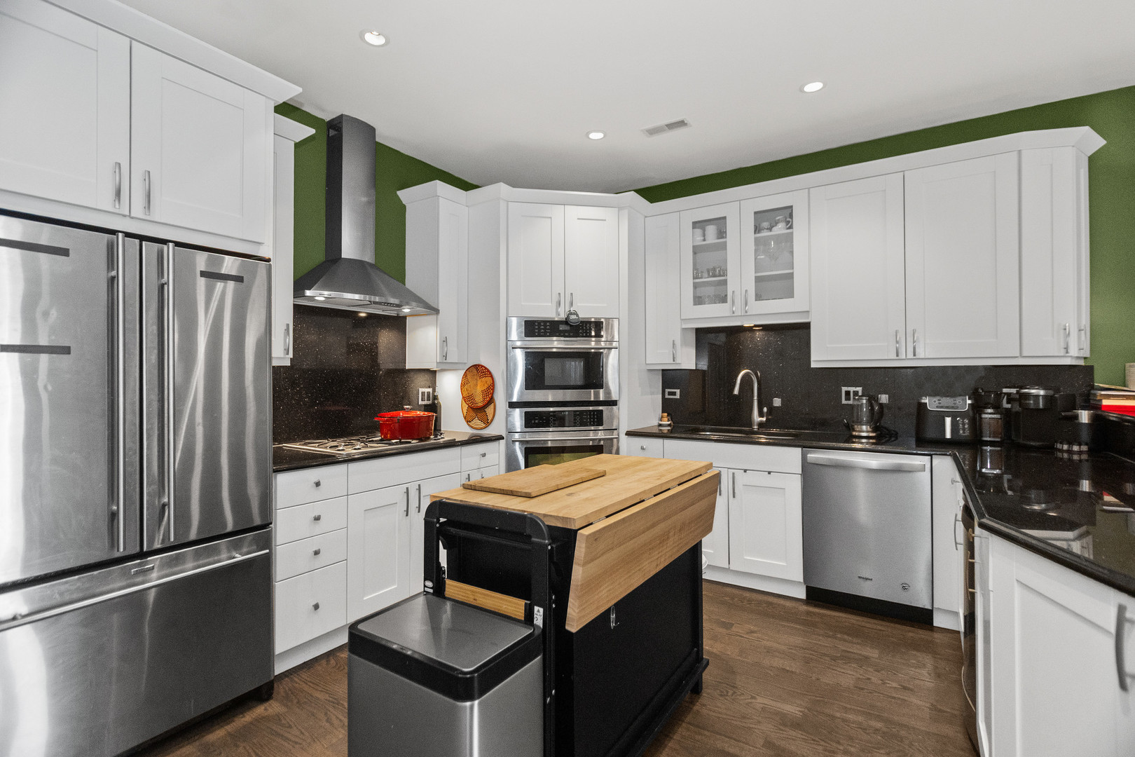 1451 N Ashland Avenue Unit: 2S