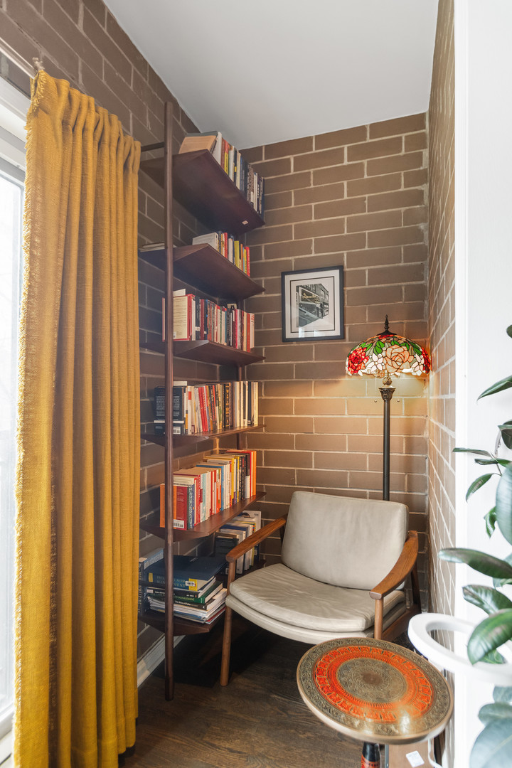 1451 N Ashland Avenue Unit: 2S
