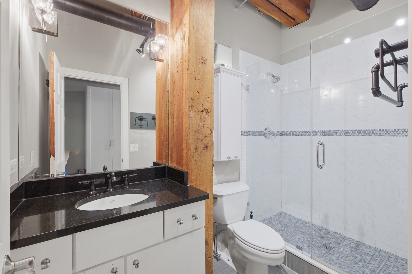 225 W HURON Street Unit: 313