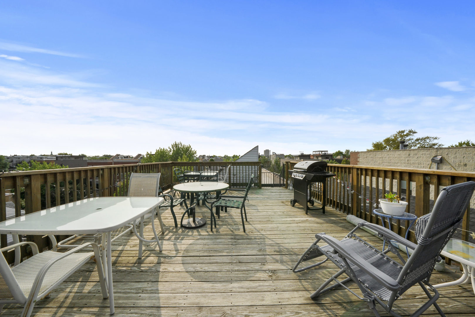 1031 N Paulina Street Unit: 3F
