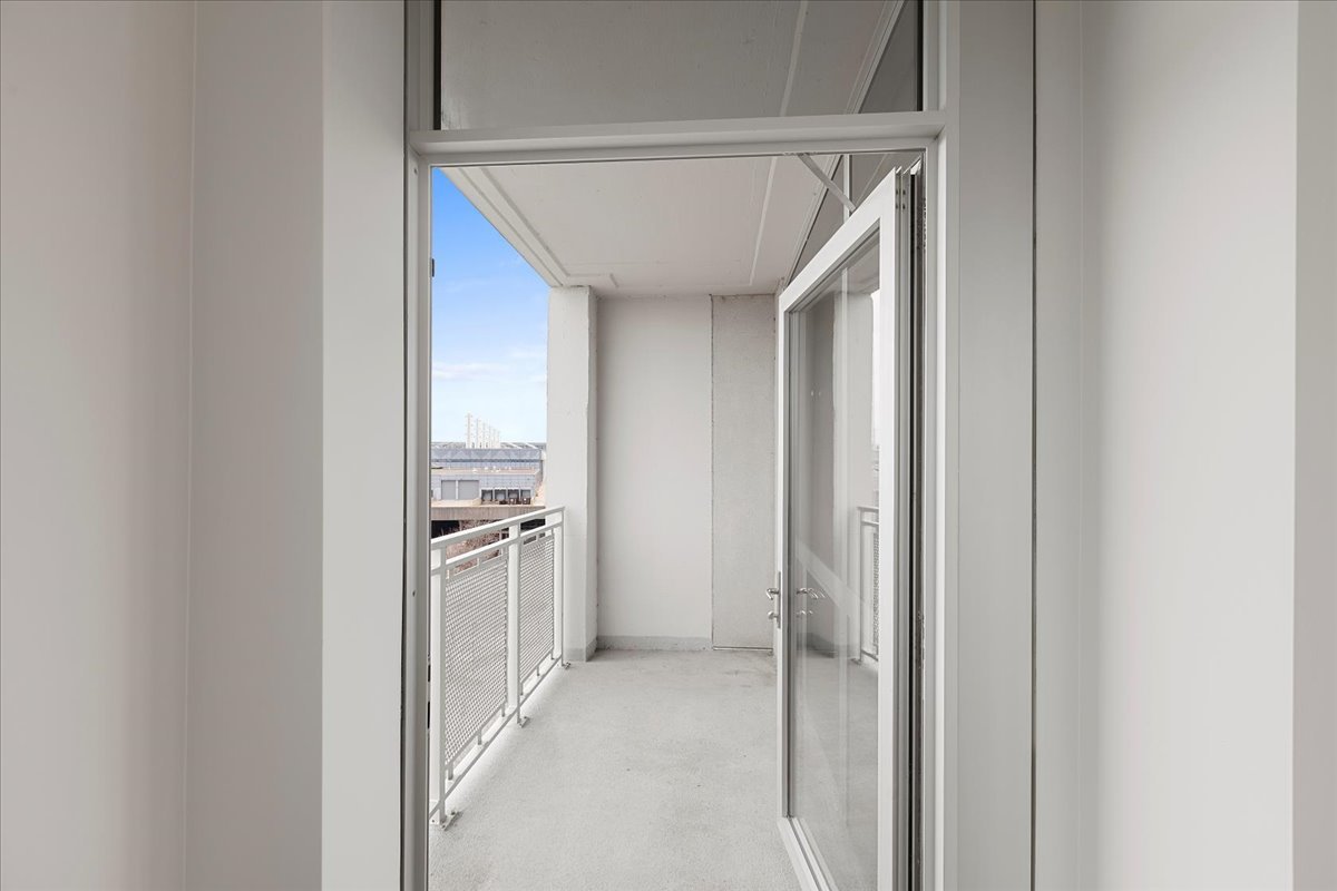 1901 S Calumet Avenue Unit: 807