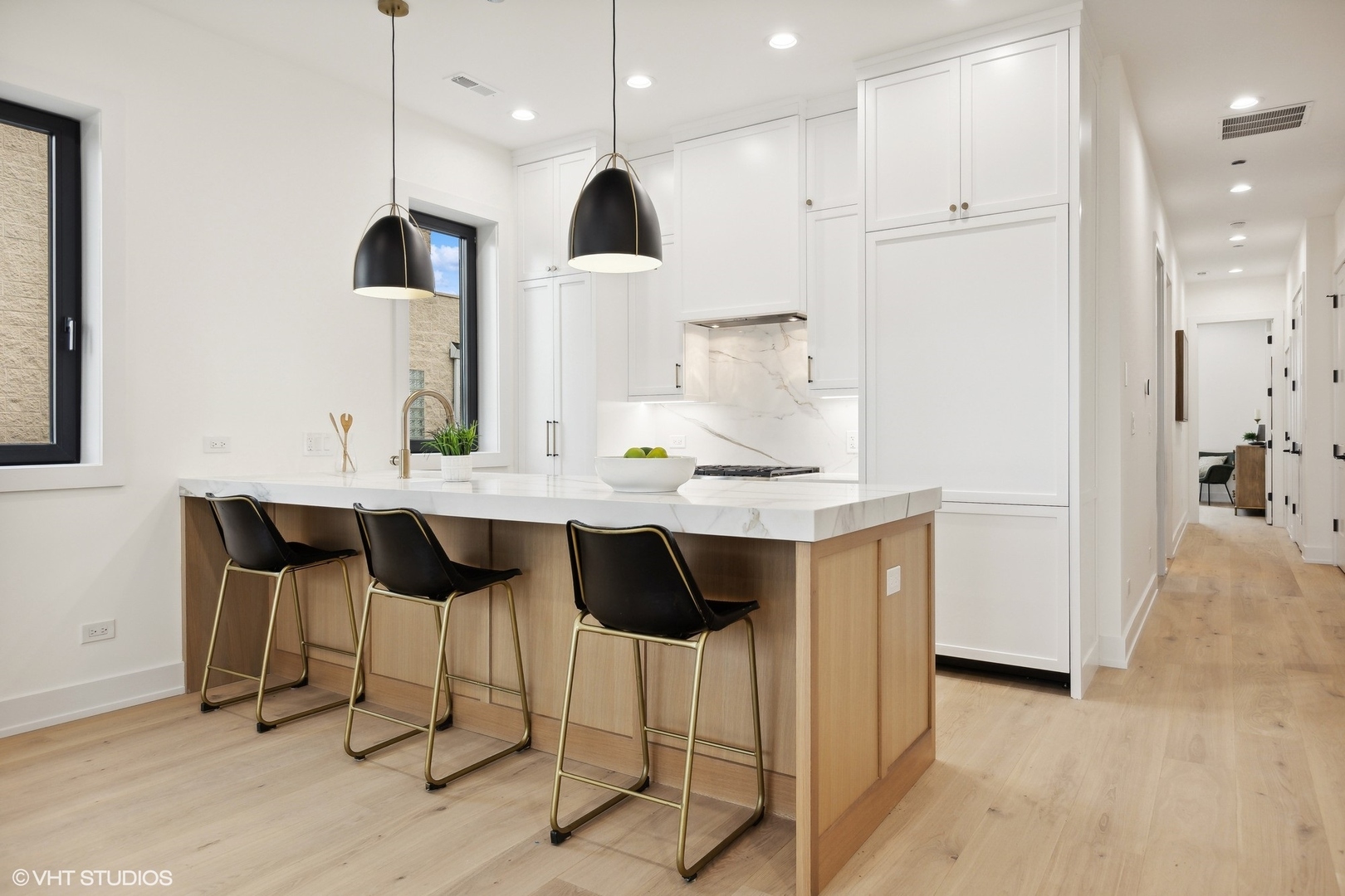 957 N Winchester Parkway Unit: 2