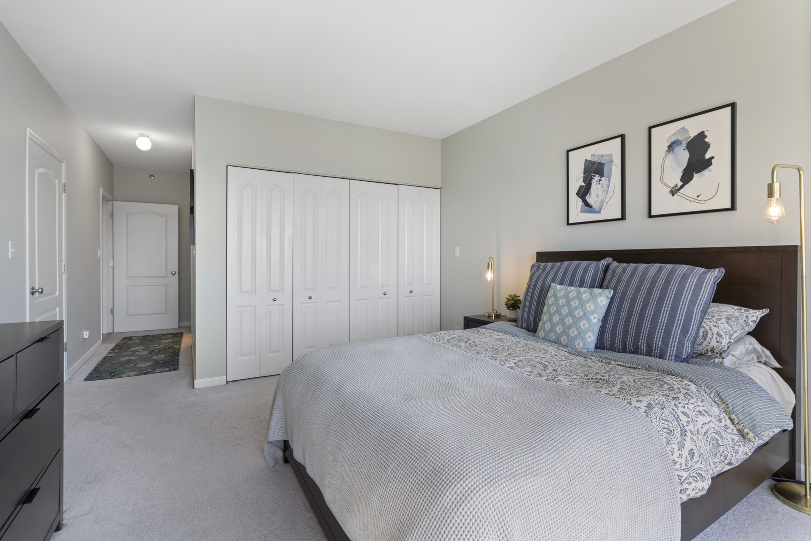 1212 N Wells Street Unit: 1505
