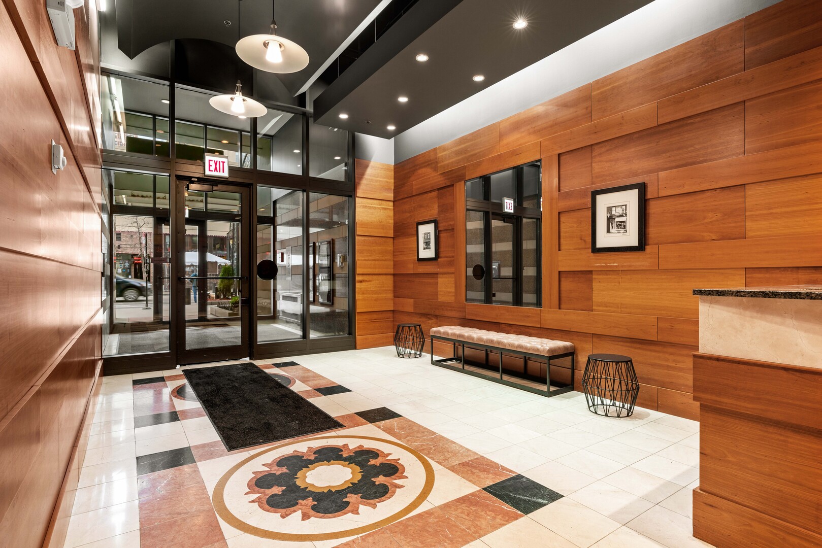 1212 N Wells Street Unit: 1505