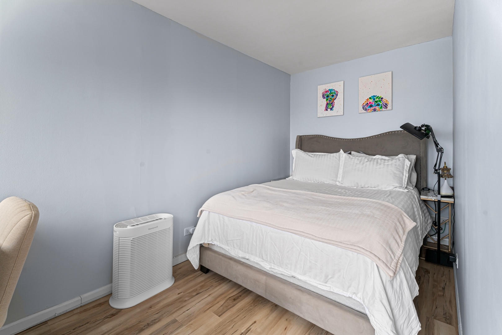 5320 N Sheridan Road Unit: 2410