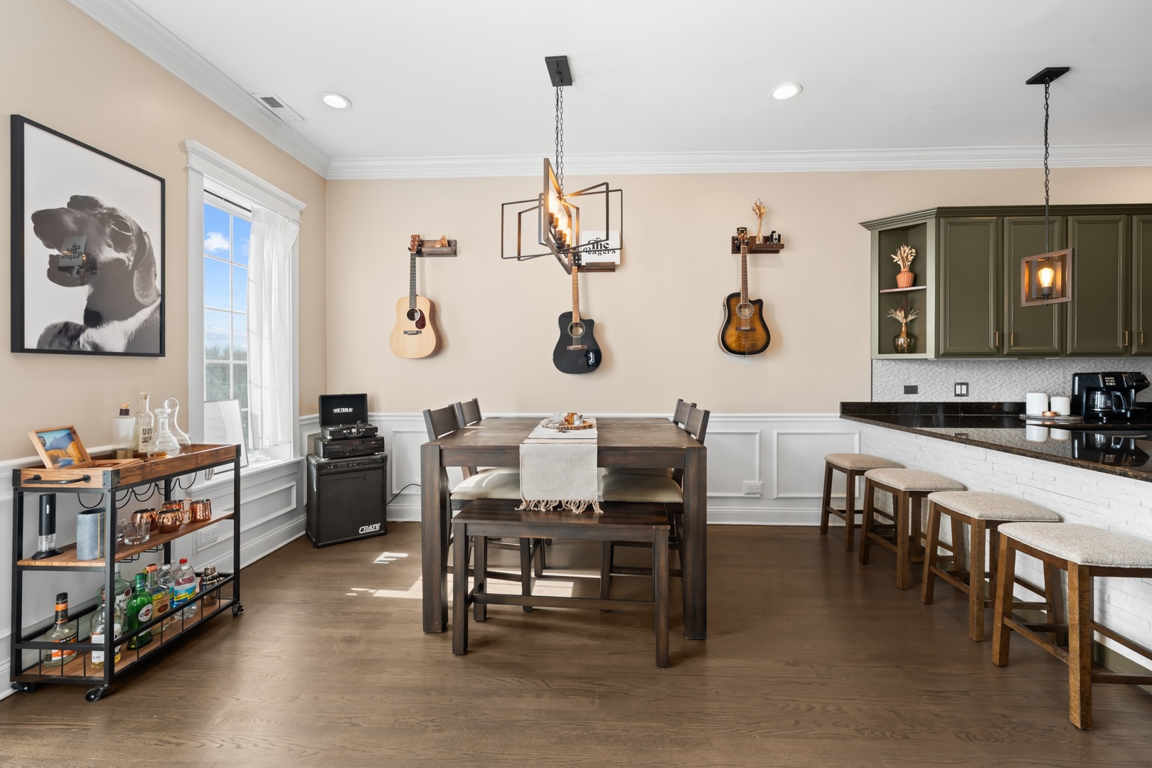 2248 W Foster Avenue Unit: 4