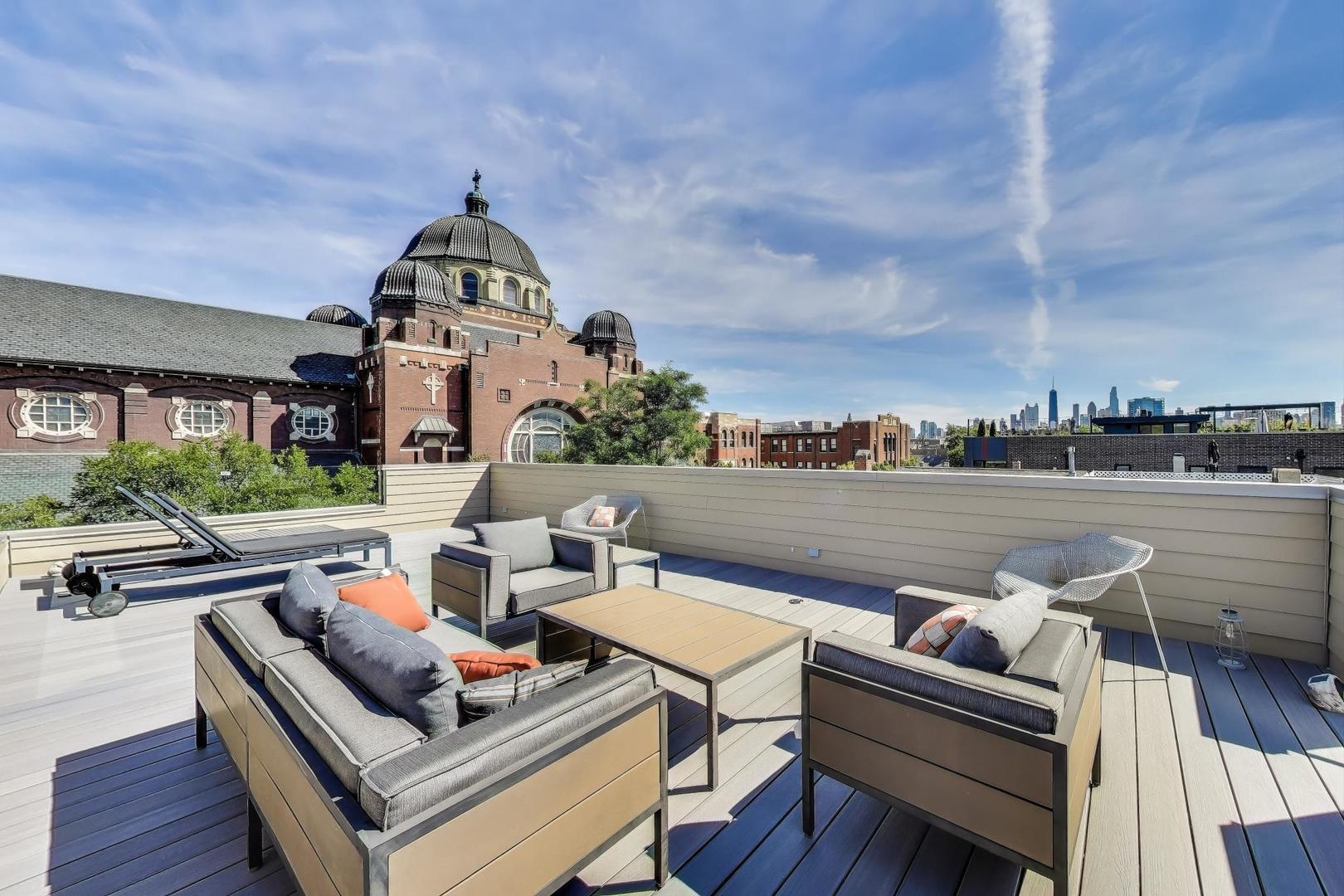 1475 W Superior Avenue Unit: 1