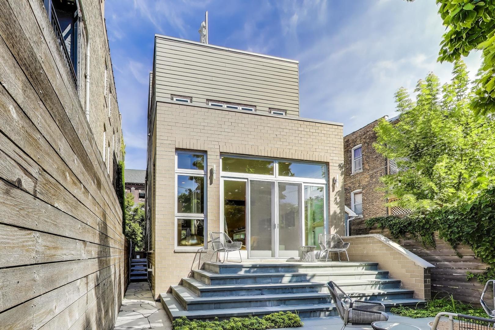 1475 W Superior Avenue Unit: 1
