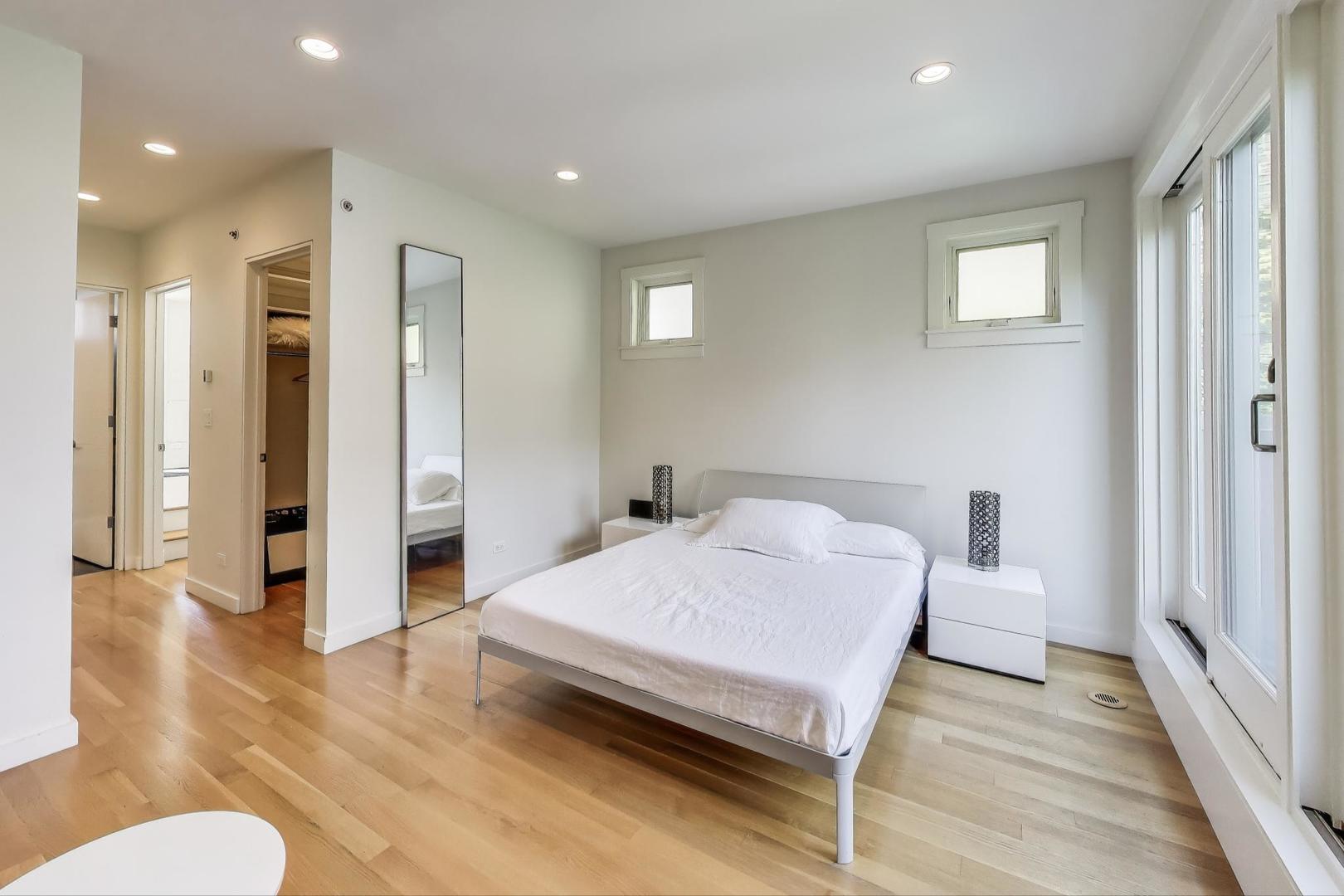 1475 W Superior Avenue Unit: 1