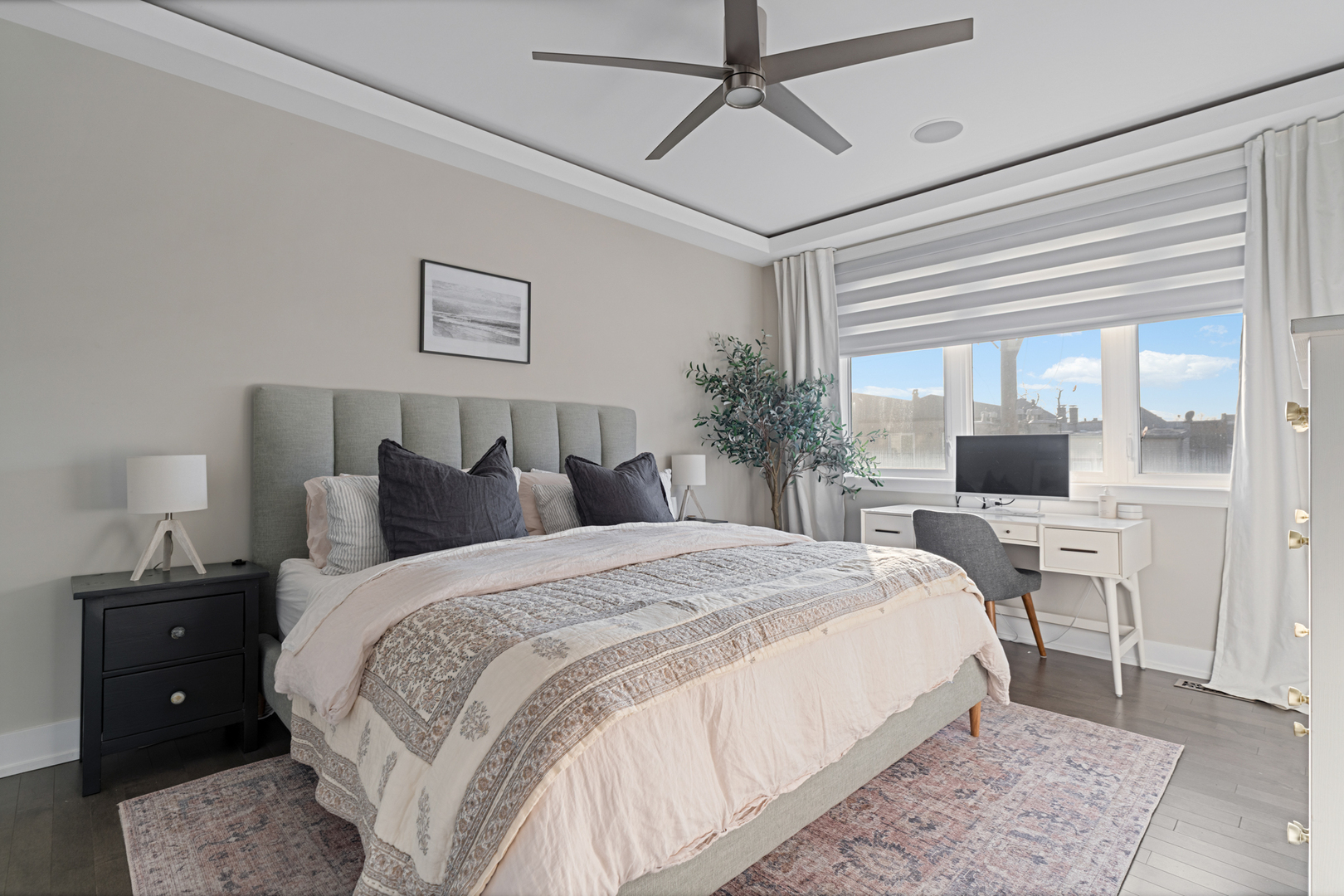 1108 N ASHLAND Avenue Unit: 3