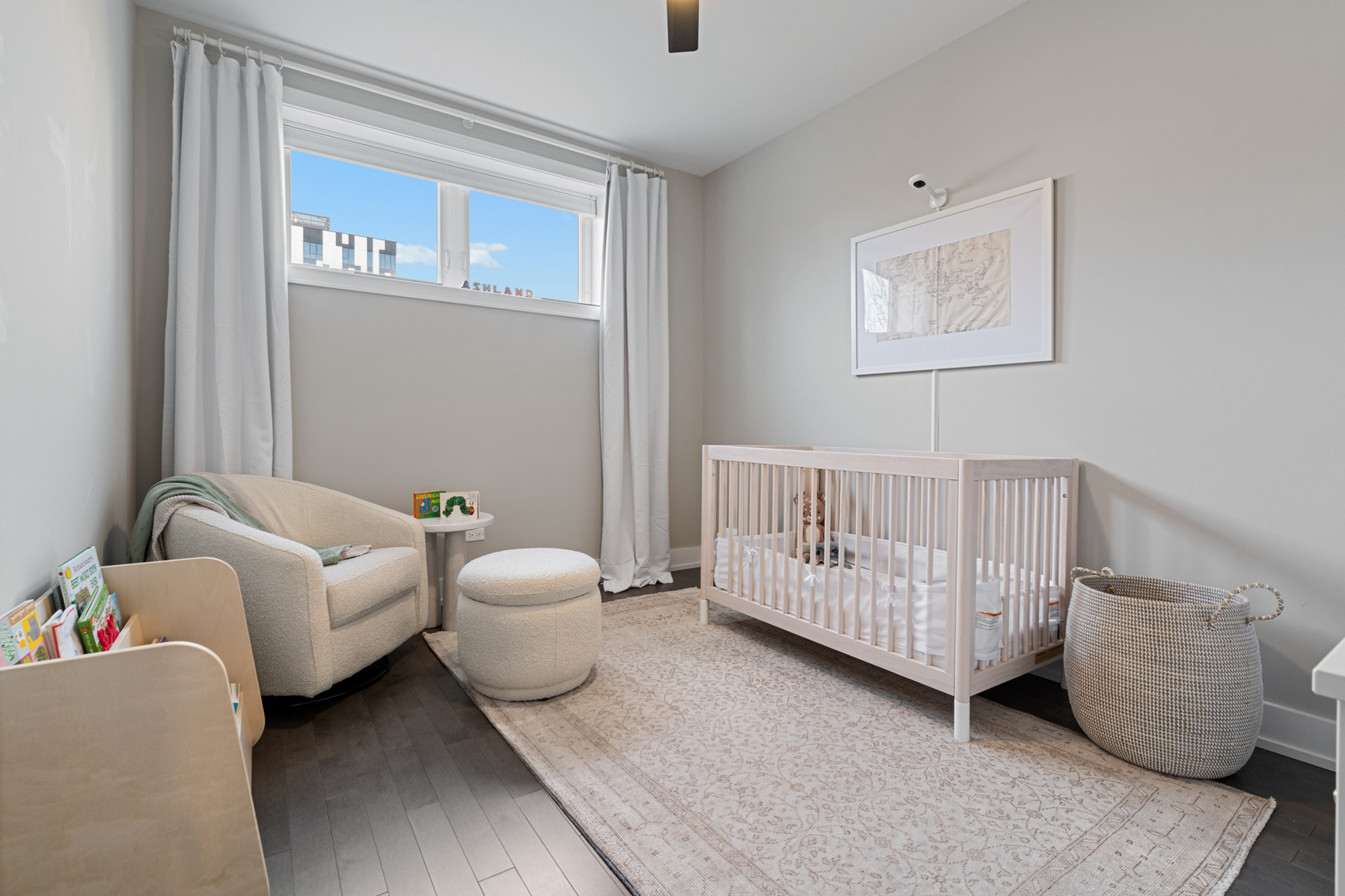 1108 N ASHLAND Avenue Unit: 3