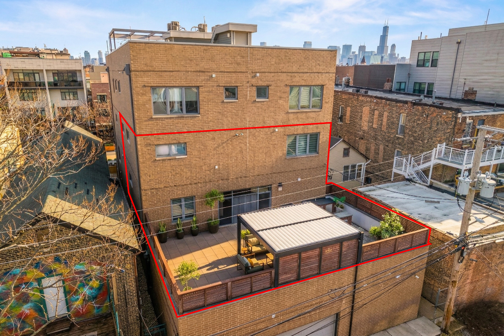 1108 N ASHLAND Avenue Unit: 3