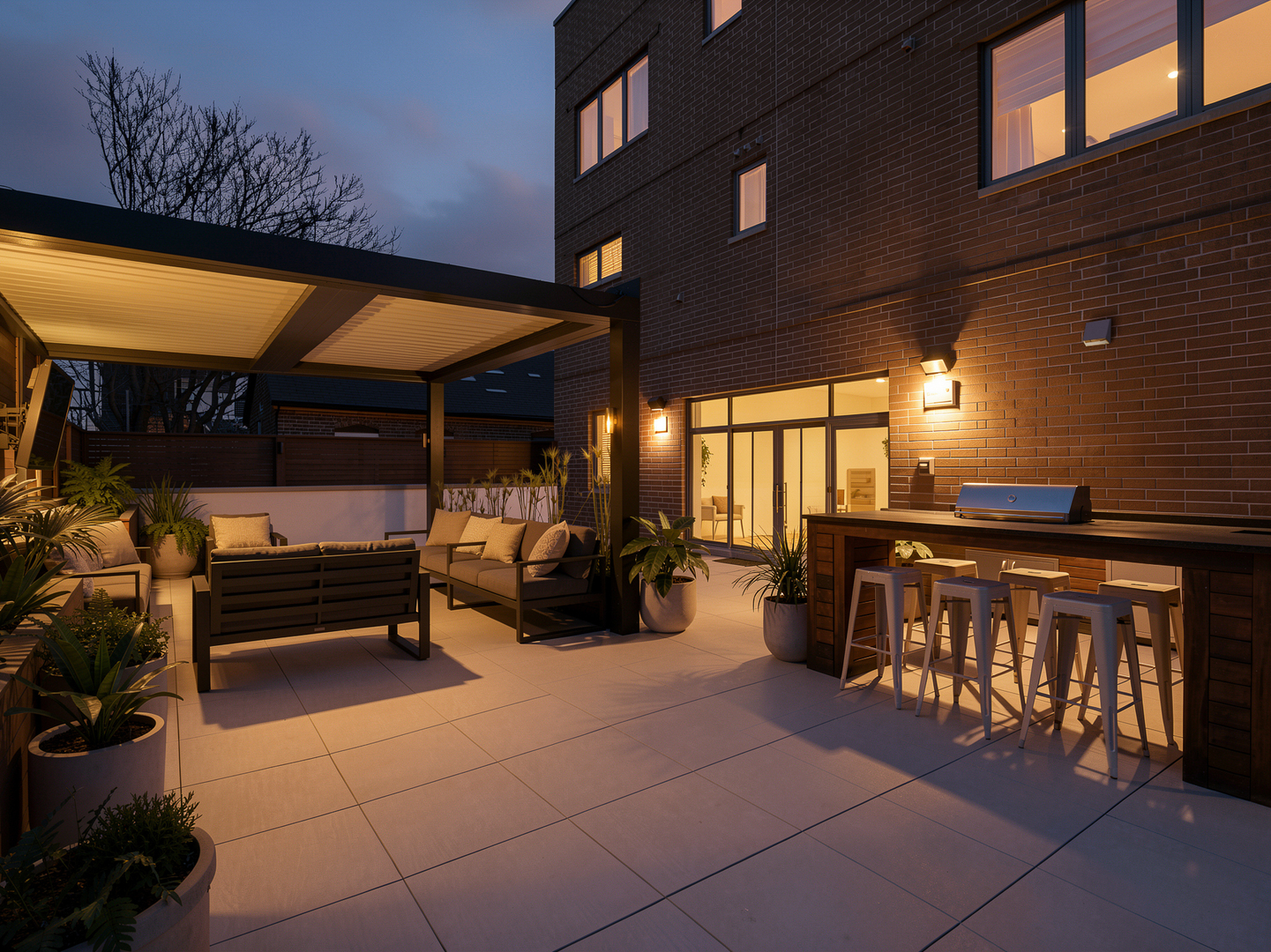 1108 N ASHLAND Avenue Unit: 3