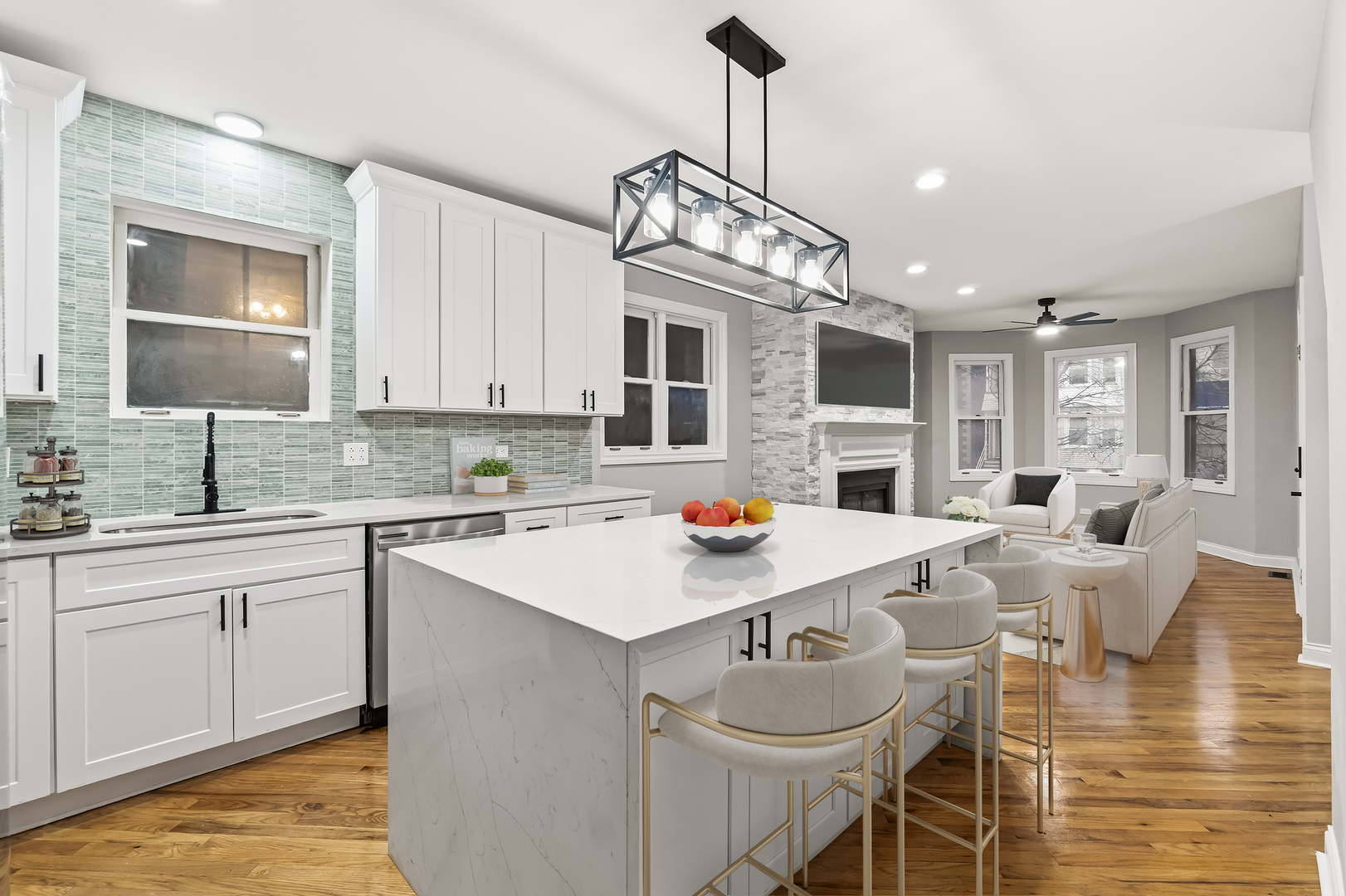 1531 W Oakdale Avenue Unit: 1