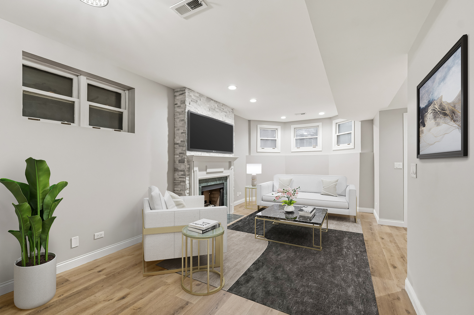 1531 W Oakdale Avenue Unit: 1