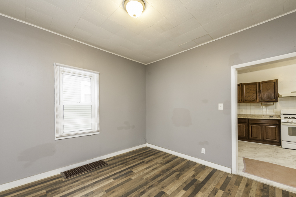 614 Walnut Street