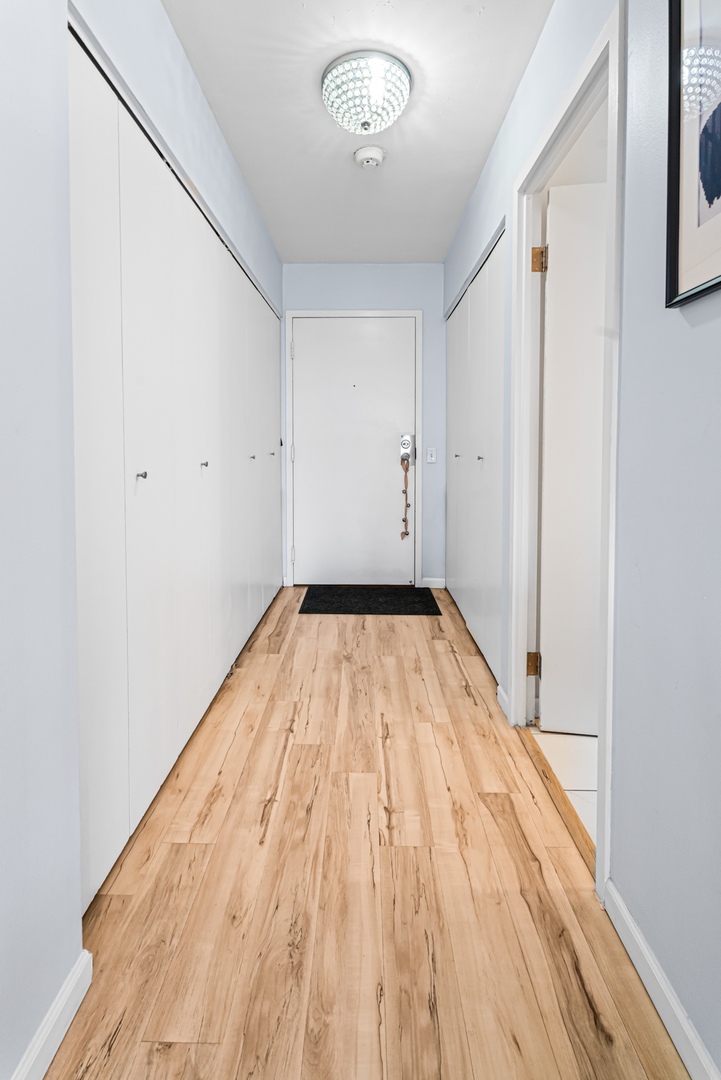 5320 N Sheridan Road Unit: 2410