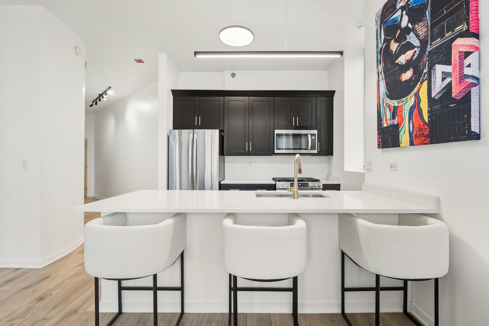 1600 S Indiana Avenue Unit: 602