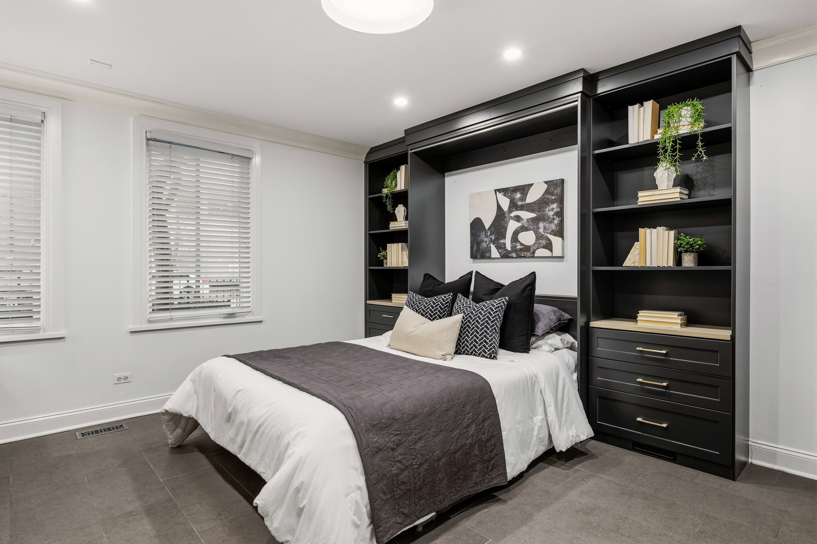 438 E North Water Street