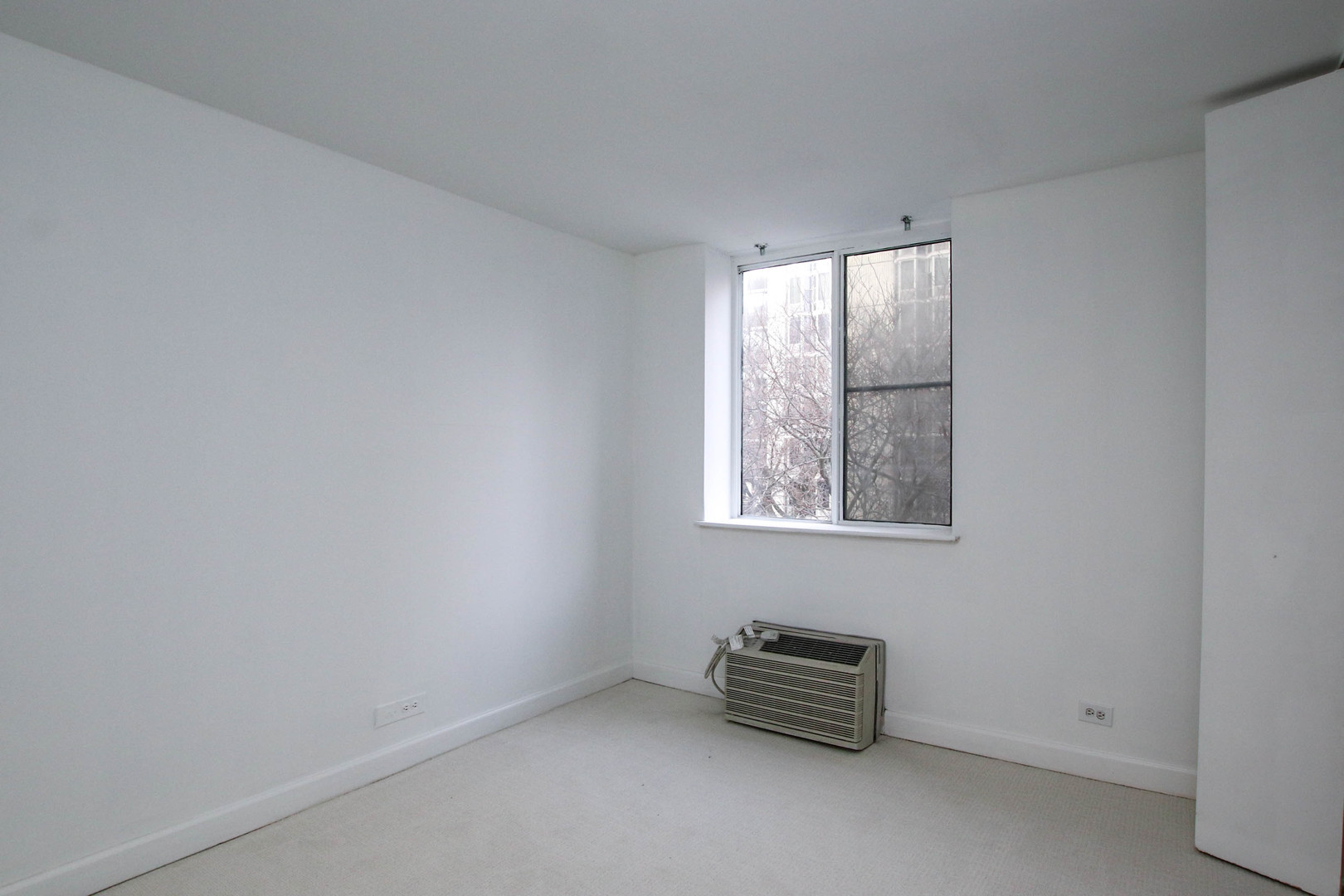 1339 N Dearborn Street Unit: 4A