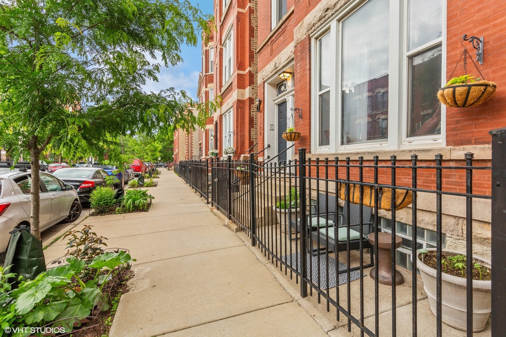 1324 W Huron Street Unit: 4R