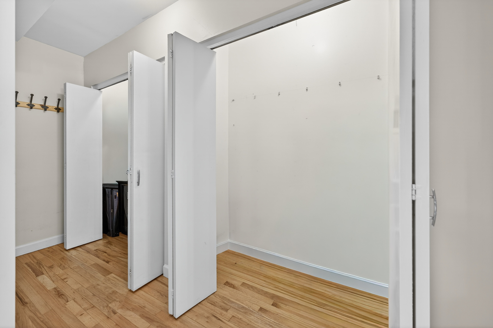 1324 W Huron Street Unit: 4R