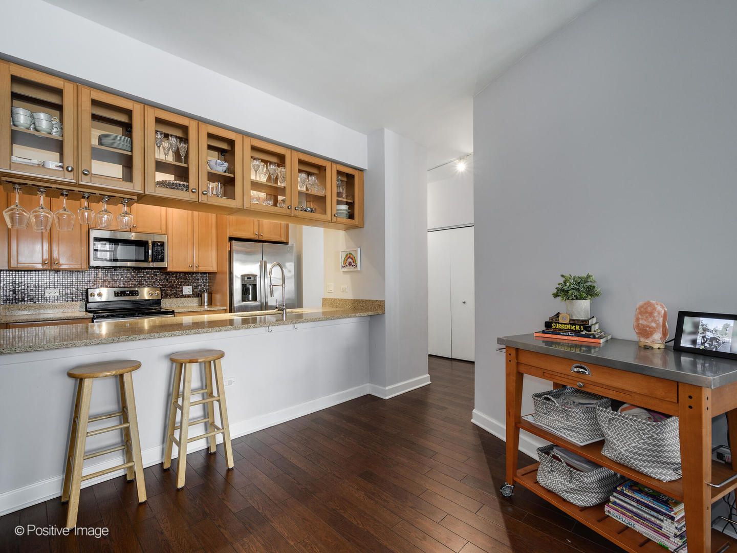 1335 S Prairie Avenue Unit: 809