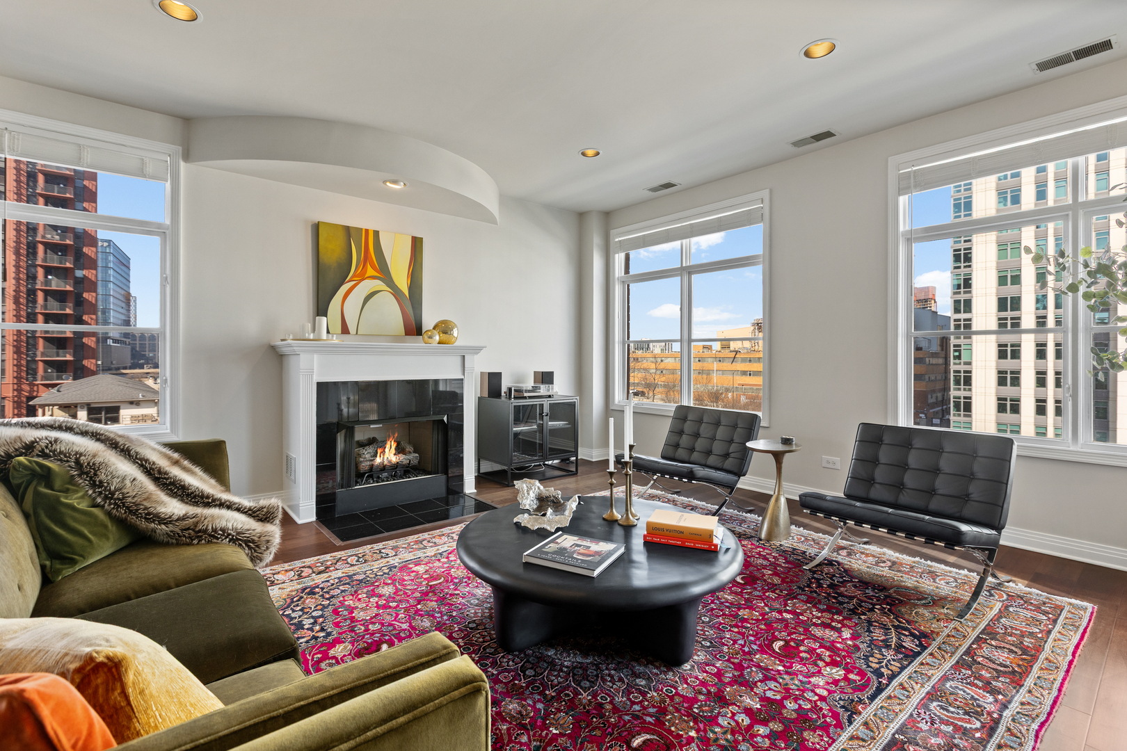 333 N Jefferson Street Unit: 501