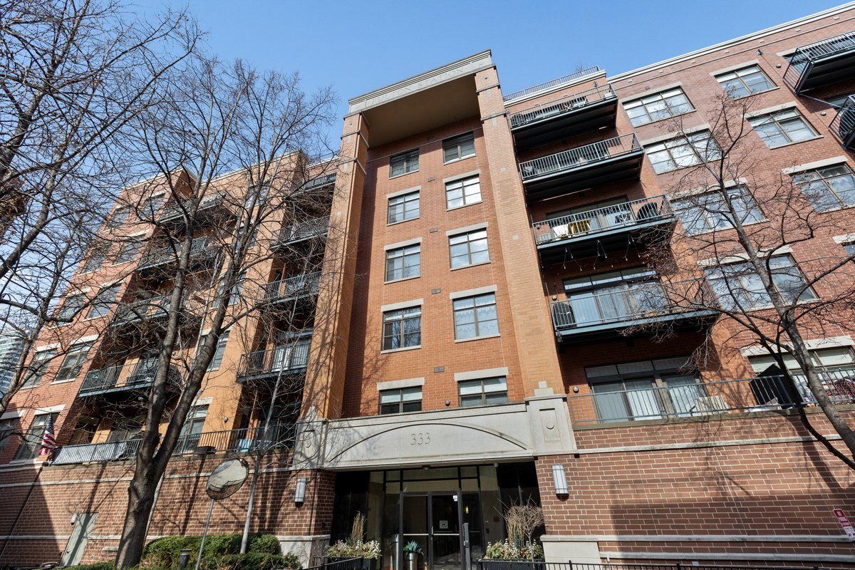 333 N Jefferson Street Unit: 501