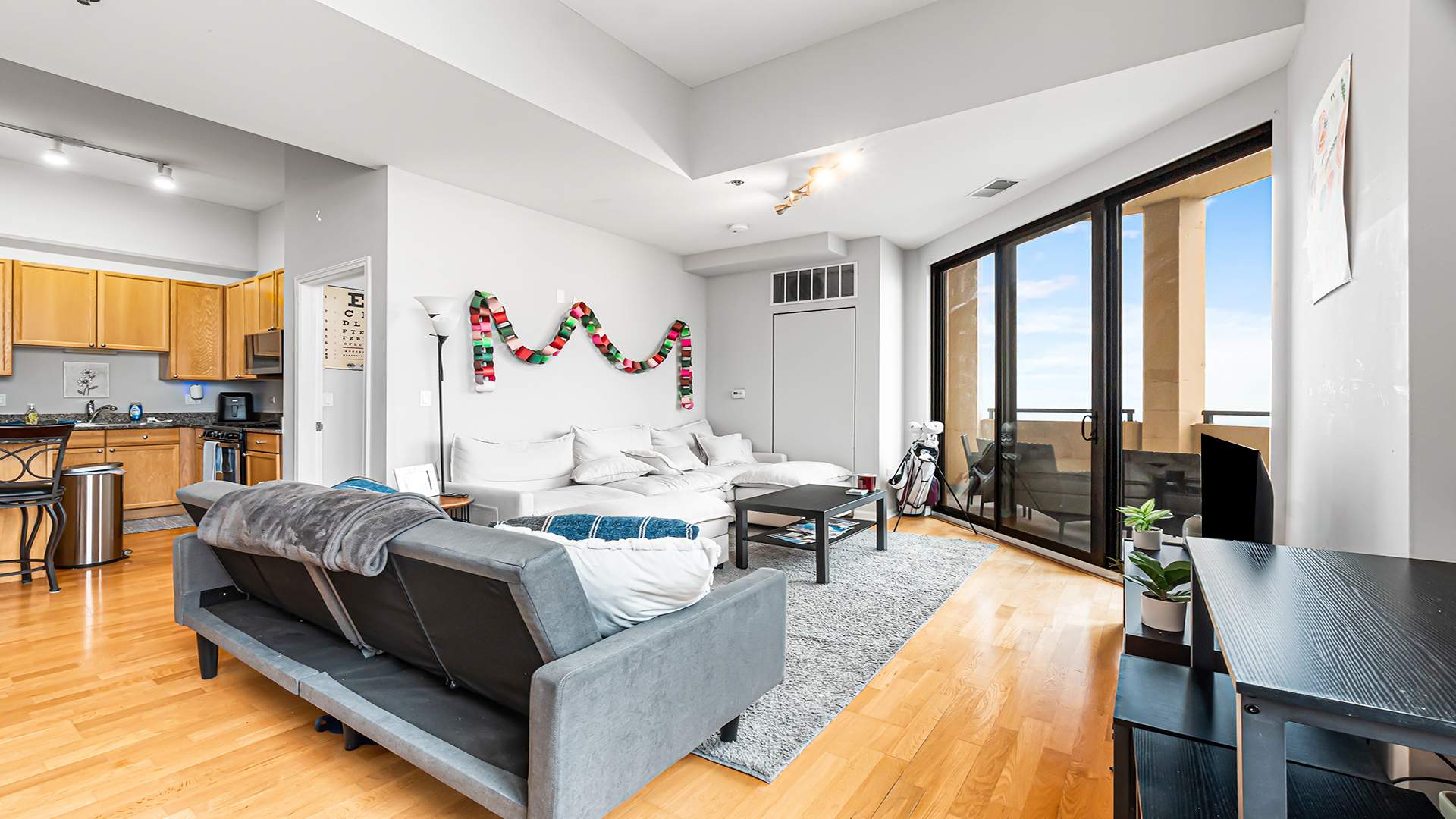 1464 S Michigan Avenue Unit: 2304