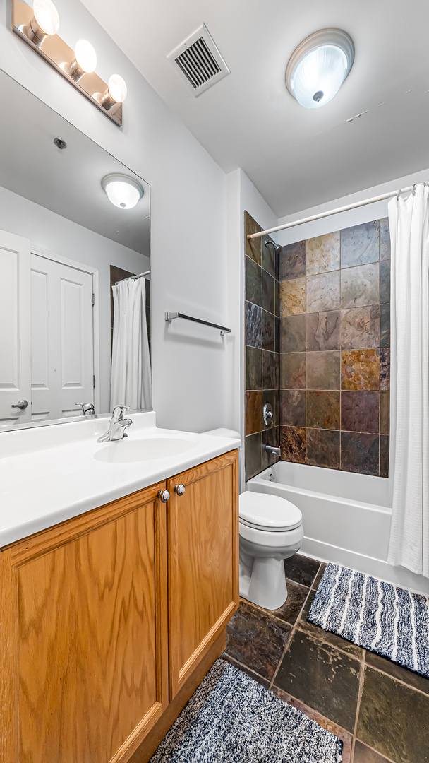1464 S Michigan Avenue Unit: 2304