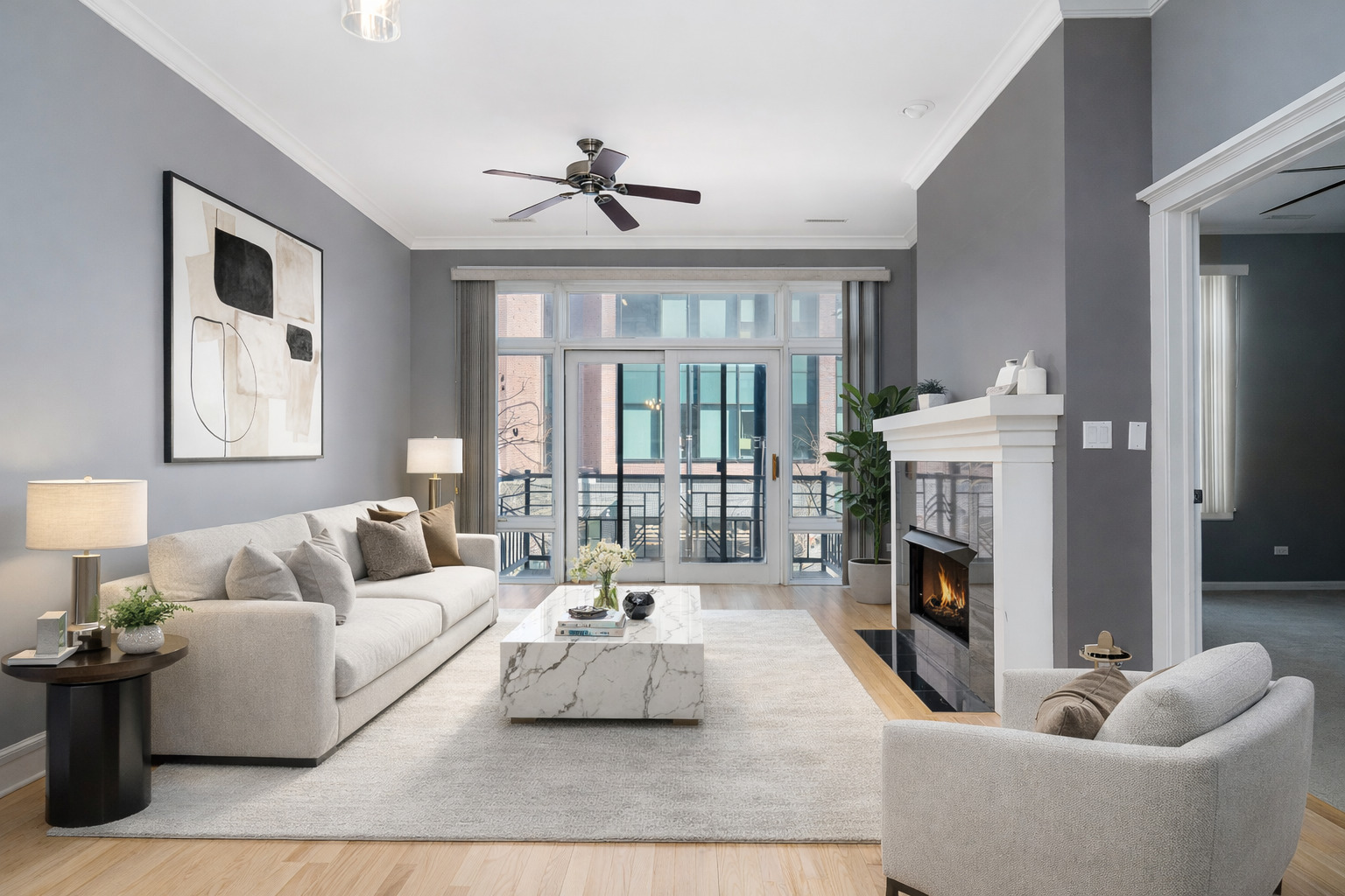800 W Cornelia Avenue Unit: 209