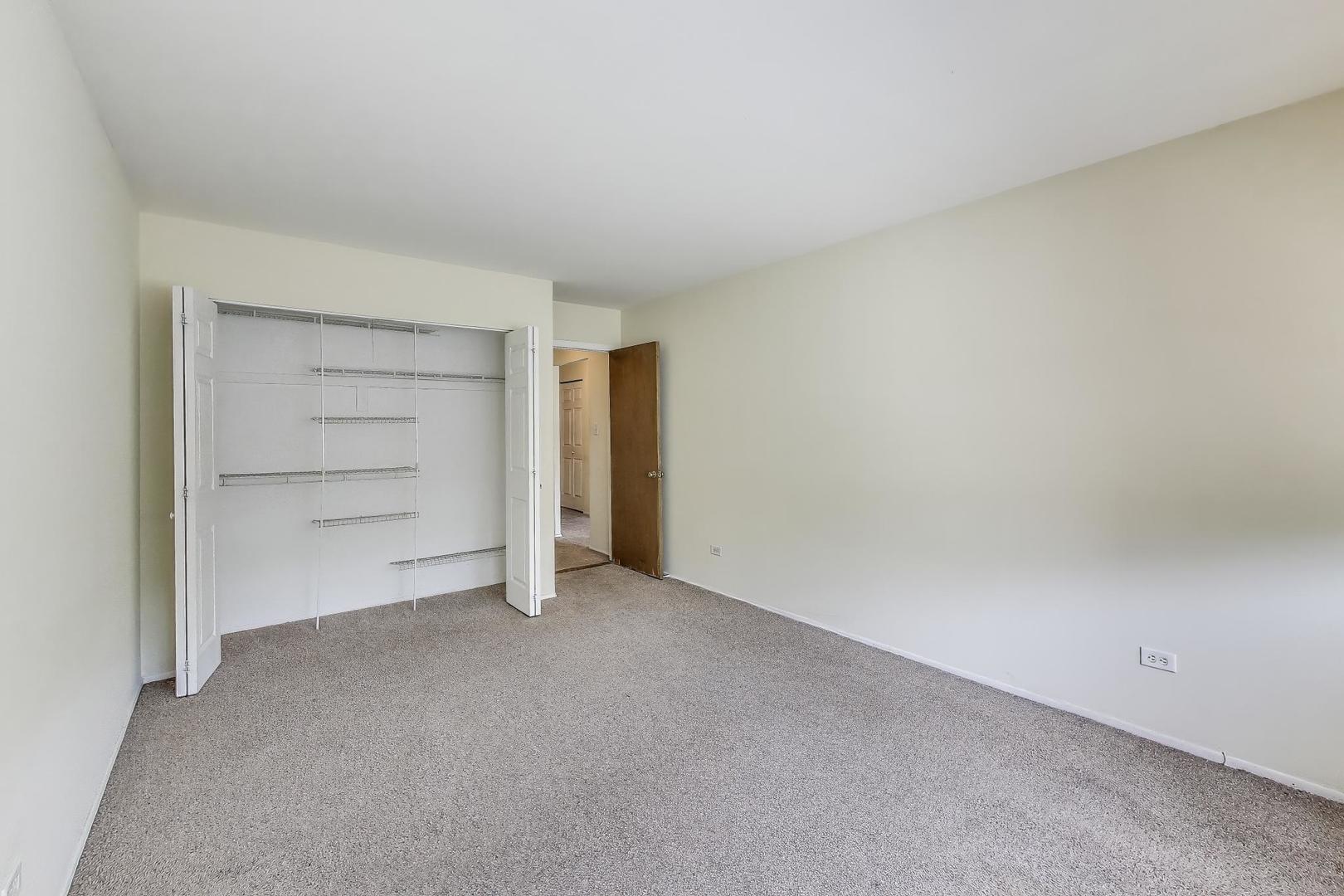561 W Stratford Place Unit: 4F