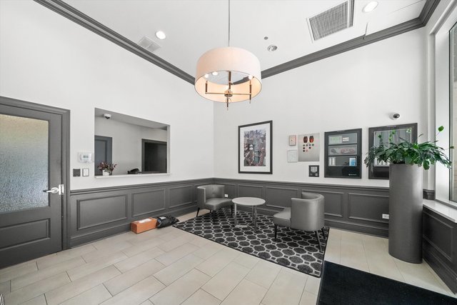 30 W Erie Street Unit: 601