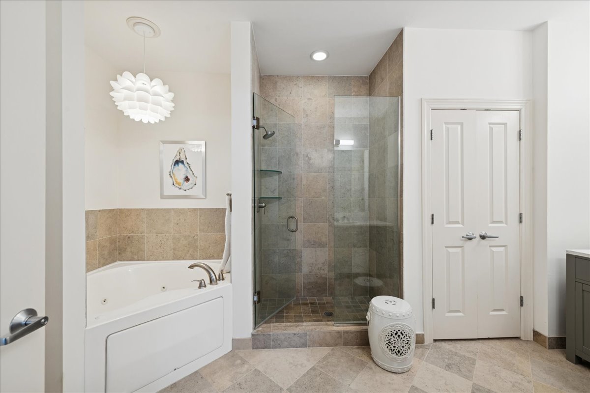 30 W Erie Street Unit: 601