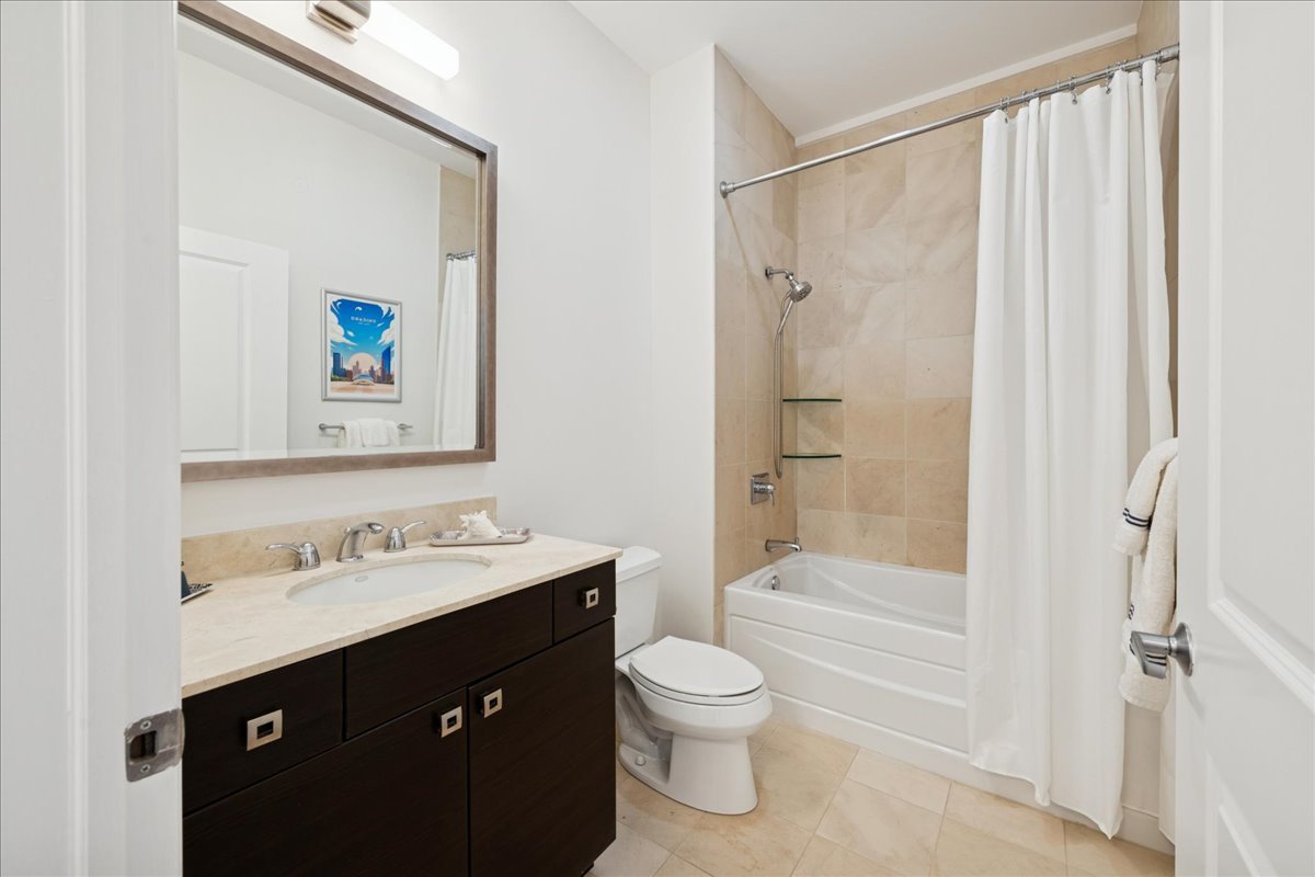 30 W Erie Street Unit: 601