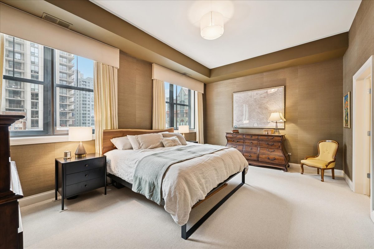 30 W Erie Street Unit: 601