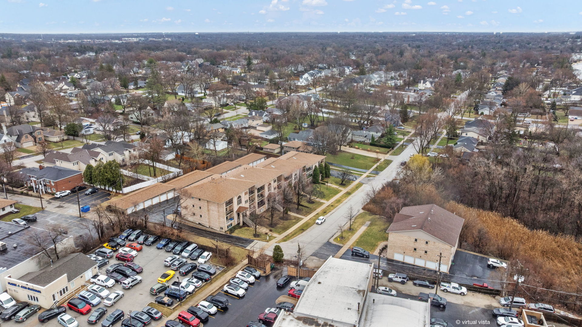 4407 Pershing Avenue Unit: 2S
