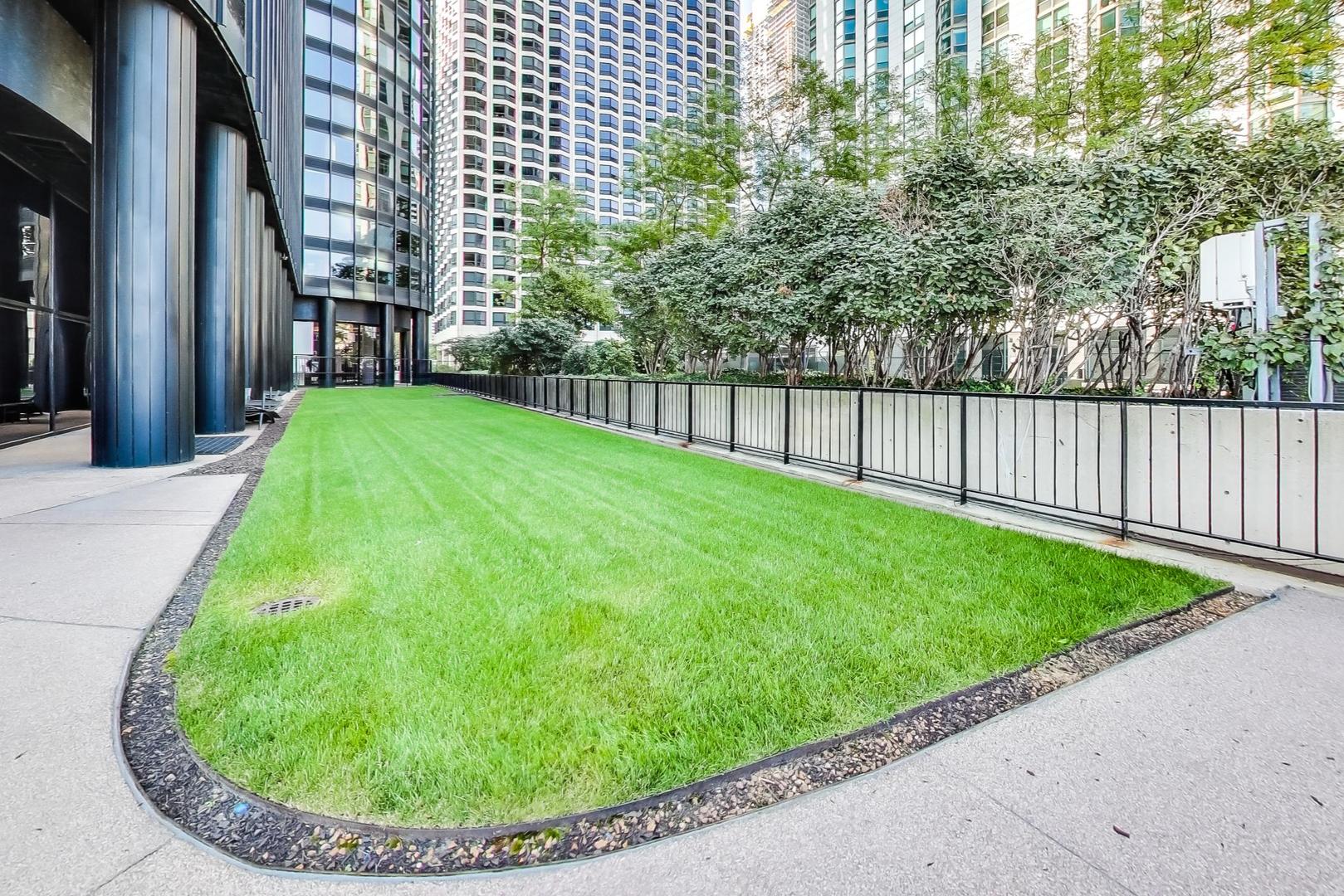 155 N Harbor Drive Unit: 1804
