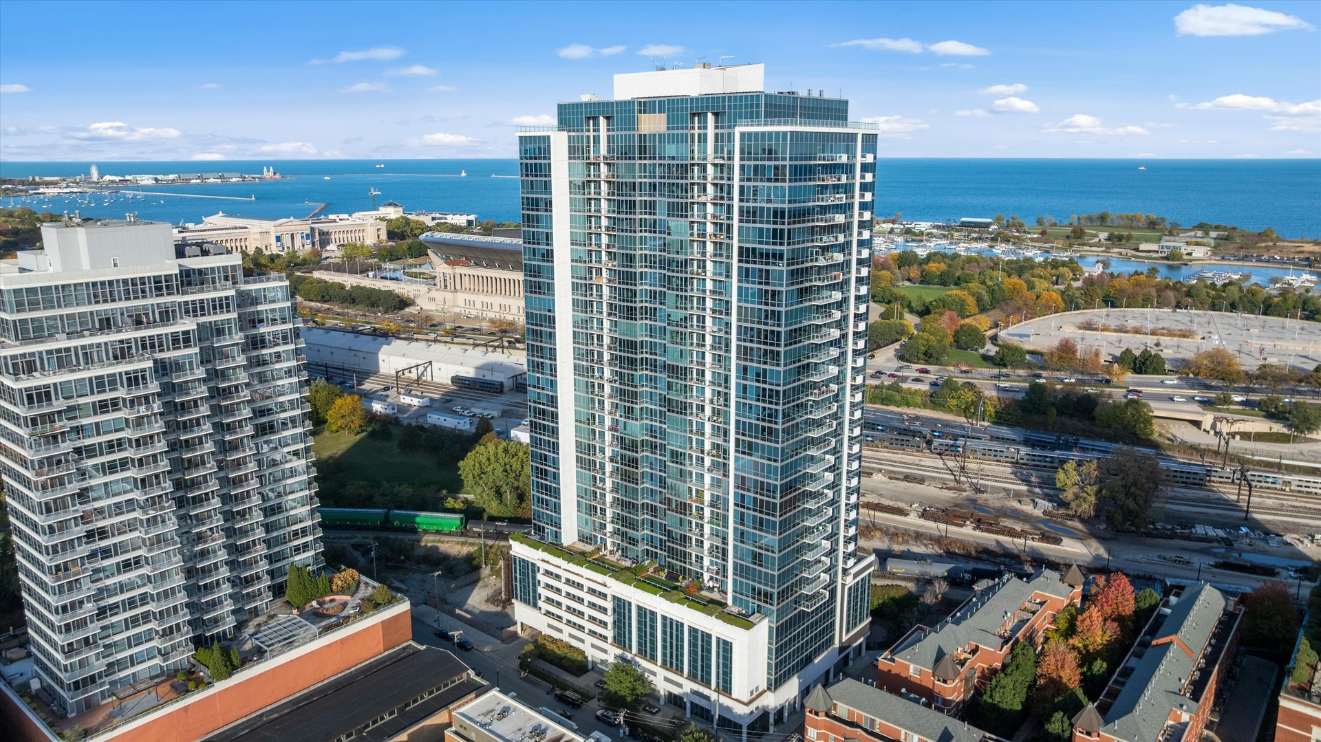 1629 S Prairie Avenue Unit: 1207