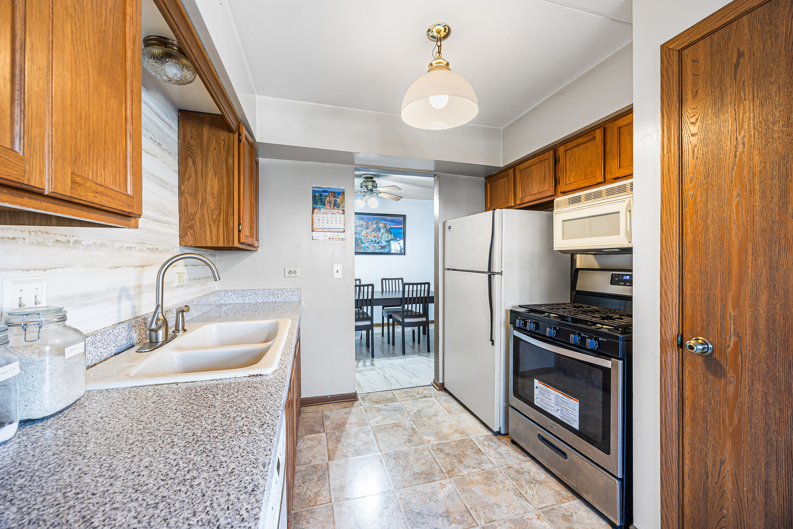 1226 Chalet Road Unit: 2-102